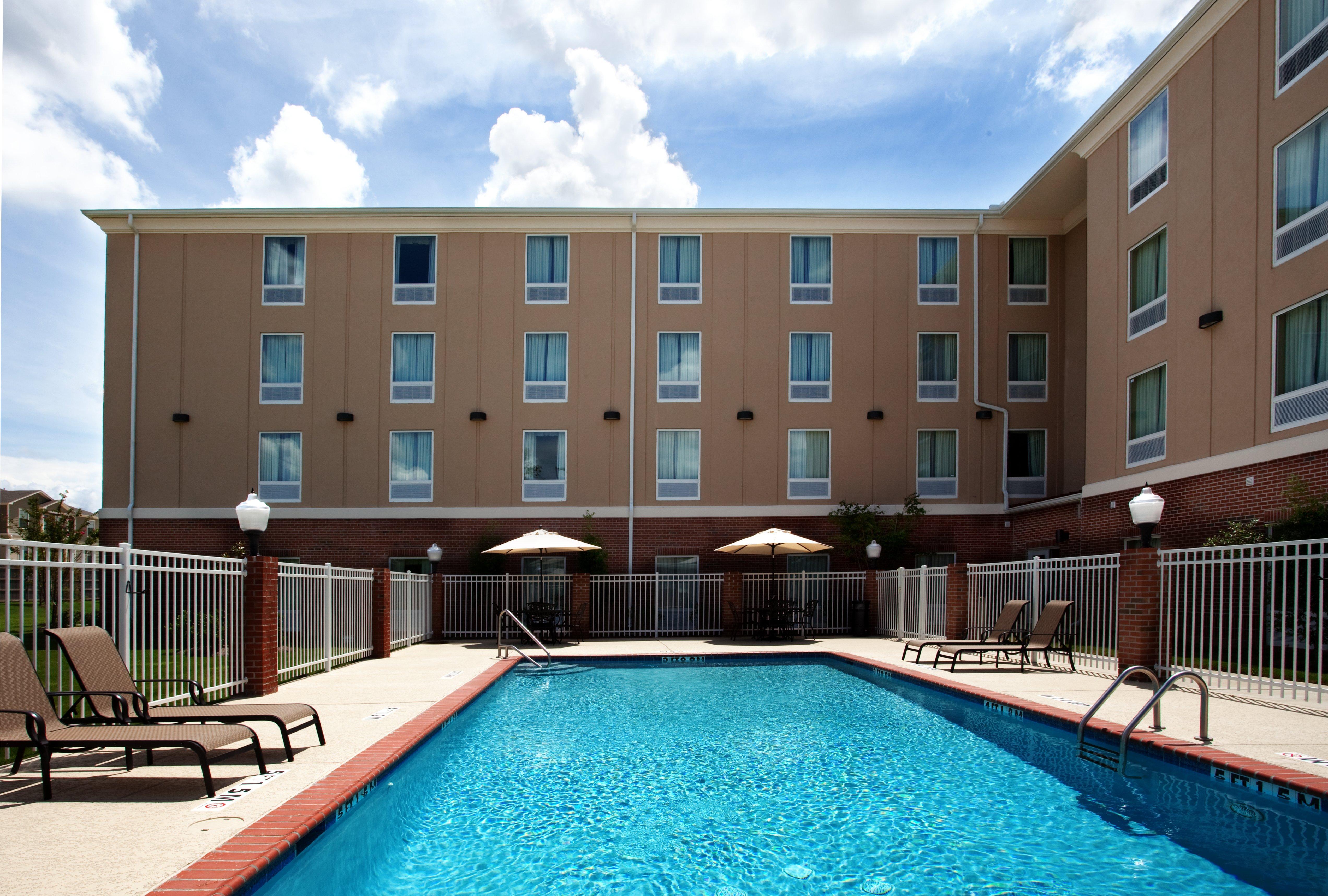 Holiday Inn Express & Suites Baton Rouge East By Ihg Prairieville Dış mekan fotoğraf